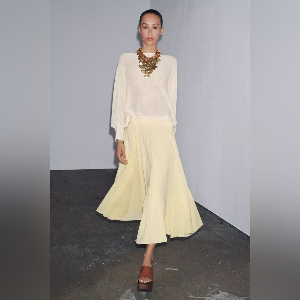 ZARA VOLUMINOUS ZW COLLECTION FLARED MIDI SKIRT - Picture 3 of 9